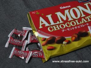 カバヤ食品　アーモンドチョコレート