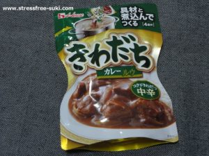 ハウス食品　きわだちカレー　中辛