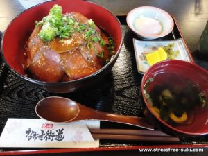 ななせ街道　ローストビーフ丼1